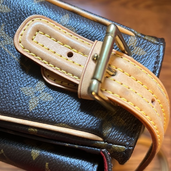 LOUIS VUITTON Monogram Viva Cite MM M51164 Shoulder Bag One - Picture 5 of 17